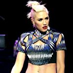 Second pic of Gwen Stefani performs at iHeartRadio Music Festival