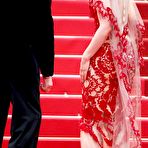 First pic of Rachel McAdams in red night dress at 2011 Cannes Film Festival