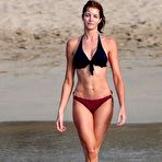 First pic of Stephanie Seymour wearing a bikini on the beach