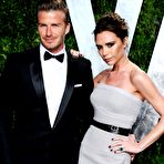 First pic of Victoria Beckham posing at 2012 Vanity Fair Oscar party
