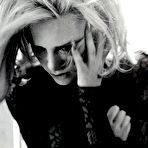 Third pic of Charlize Theron sexy black-&-white piix
