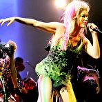 Second pic of Kesha sexy performs at MTV Europe Music Awards stage
