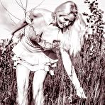 First pic of PinkFineArt | Valerie BW Erotic Field from Glamour Flower
