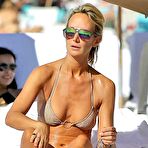 Third pic of Lady Victoria Hervey niplle slip on a beach