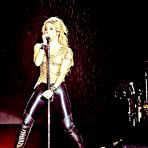 Third pic of Shakira sexy performs live in Sao Paulo