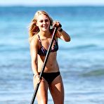 First pic of AnnaSophia Robb paddleboarding in bikini on Hawaii
