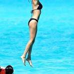 Third pic of Nicole Richie caught in bikini on the beach