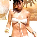 Third pic of  ::: Banned Celebs ::: Rihanna gallery :