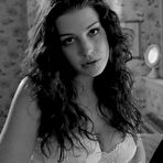 Fourth pic of Jessica Pare