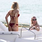Third pic of Ellie Goulding in bikini on a yacht