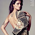 Fourth pic of Isabeli Fontana without bra and pants