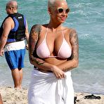 Fourth pic of Amber Rose big boobs and ass in pink bikinie