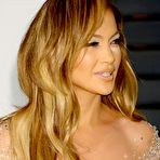 First pic of Jennifer Lopez sexy cleavage at Oscar Party