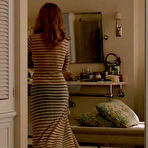Fourth pic of Leslie Mann shows breasts in This is 40