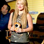 Fourth pic of Hillary Duff