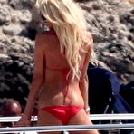 Second pic of  Victoria Silvstedt fully naked at TheFreeCelebMovieArchive.com! 