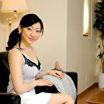First pic of Sexy Emiko Koike gets her hands on neighbor