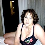 Fourth pic of beautiful older MILF - Home Porn Bay