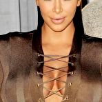 Third pic of Kim Kardashian pregnant at MTV Video Music Awards