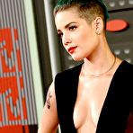Third pic of Halsey cleavage at MTV Video Music Awards