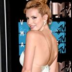 Fourth pic of Bella Thorne sexy at MTV Video Music Awards