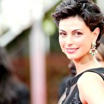 Third pic of Morena Baccarin shows cleavage in night dress