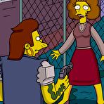 First pic of Simpsons - Snake fucks Maude