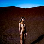 Second pic of Marisa Papen nude tits and pussy in a desert
