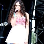 First pic of Eliza Doolittle sexy performs at Alton Towers stage
