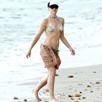Third pic of Gwen Stefani wearing a few bikinis in Miami beach