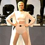 First pic of Jessie J performing during iTunes Festival