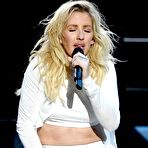 First pic of Ellie Goulding performing at Coachella festival
