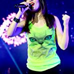 Second pic of Victoria Justice performs at the Iowa State Fair