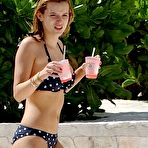 Fourth pic of Bella Thorne wearing a bikini in Cancun