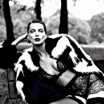 Fourth pic of Daria Werbowy sexy, see through and braless