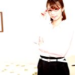 First pic of JAV Idol Yuki Sasaki, 佐々木ゆき, Sexy Tutor with Eyeglasses, パンツを脱いでもメガネは外しません～エロい下着が最高に似合うカテキョ！