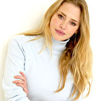 Fourth pic of Estella Warren in jeans and blue sweater
