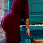 First pic of Galda Lou Tight Dress Curves