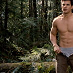 Third pic of Taylor Lautner Nude - leaked pictures & videos | CelebrityGay