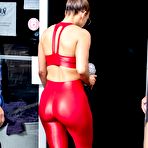 Second pic of Jennifer Lopez Fat Christmas Camel Toe And Ass Crack