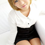 First pic of Yumi Aina, blond japanese girl naked