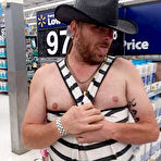 Third pic of Wal Mart - Sexy and Funny Forums