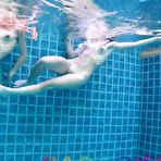 Second pic of Twins Underwater 3some Video - The Pornstar