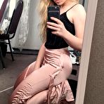 First pic of Sabrina Carpenter Shaking Her Tight Teen Ass