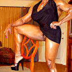 Fourth pic of Ebony bodybuilder nude