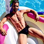 Third pic of Nyle DiMarco – Gay Movies Page