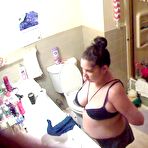 Third pic of Bathroom cam - AmateurPorn