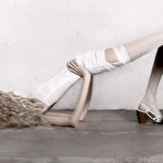 Second pic of Ivonne Thein : 32 kilos ou l'art-norexique | SHOCKYOU