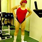 First pic of Mature at the gym fucks the instructor - AmateurPorn