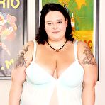 First pic of Thick and juicy BBW Valhalla Lee rides a fucking machine | Jeffs Models